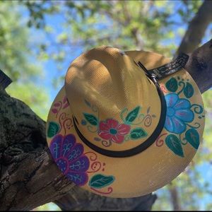 Hand paint hats